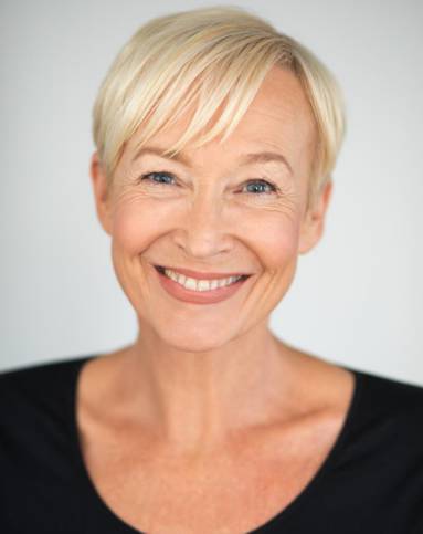 AUSLAN TO ENGLISH: ENHANCING VOCAL CONTROL